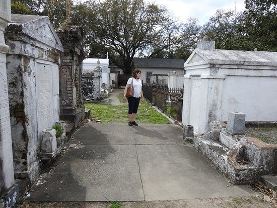 Lafayette Cemetery No.1